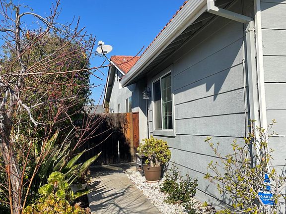 3rd image of 2329 Elkins Way