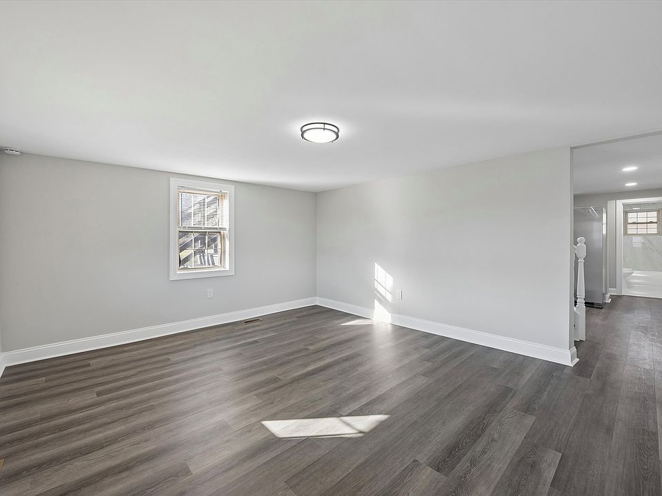 1st image of 635 Stanton Christiana Rd