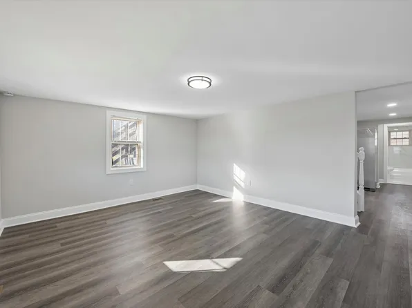 635 Stanton Christiana Rd, Newark, DE 19713