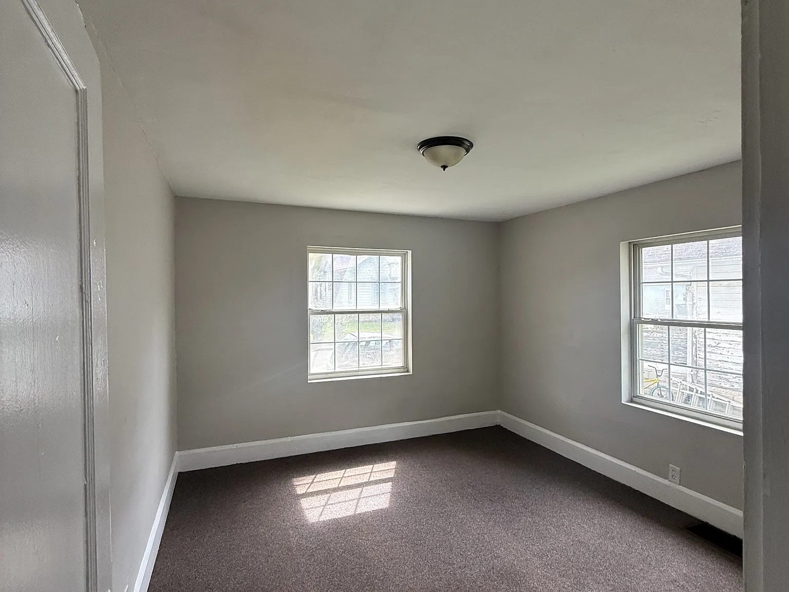 1128 W 10th Street - 1 — Photo 2