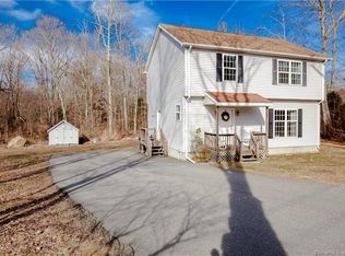 43 Willowbrook Ln, Canterbury, CT 06331