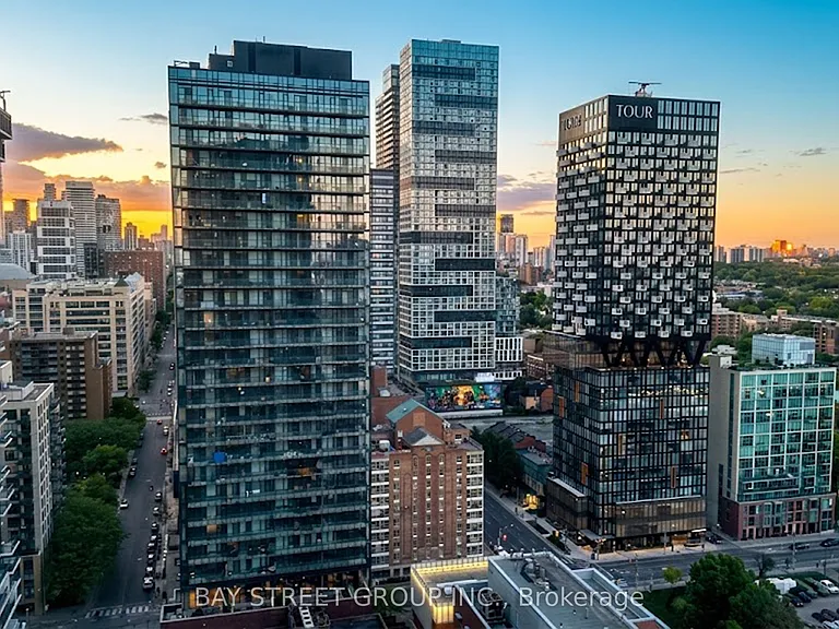 100 Queen St E #2911 — Photo 28