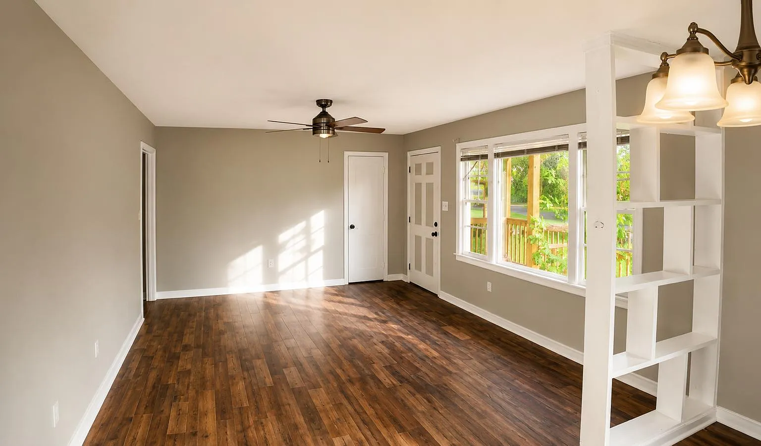 314 Clubview Drive - 1 — Photo 3