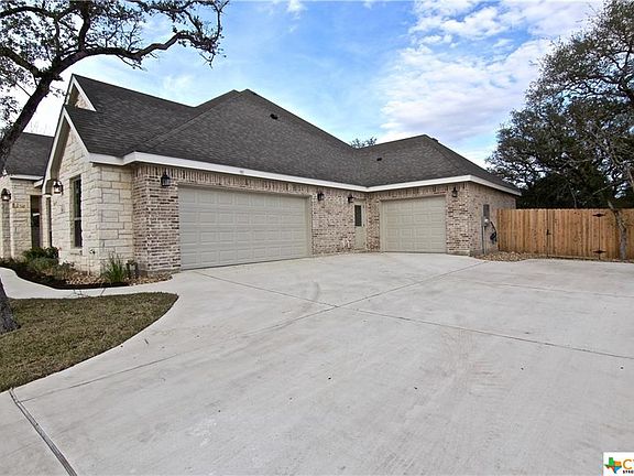 3rd image of 14 Riverstone Pkwy