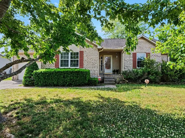 2500 Park Green Ln, Old Hickory, TN 37138