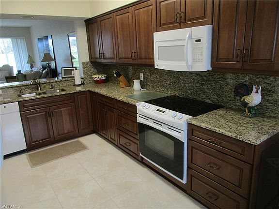 4th image of 2215 Chesterbrook CT #2-103