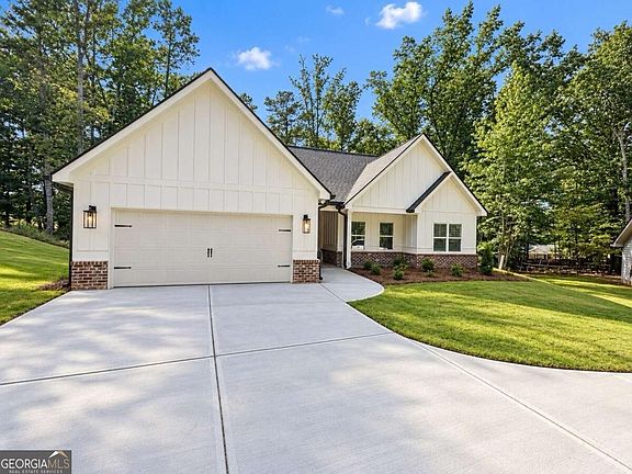 2nd image of 3259 Greenhill Ct