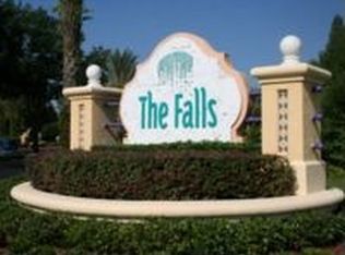 12927 Arbor Isle Dr, Tampa, FL 33637