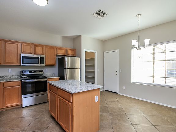 5th image of 6574 S Pearl Dr