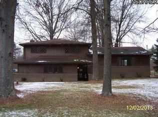 5119 Williams Dr, Vienna, OH 44473