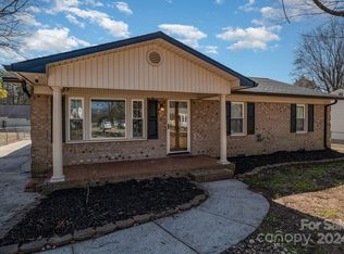 1000 Skyway Dr, Kannapolis, NC 28083