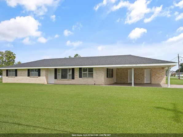 13272 Acorn St, Vacherie, LA 70090
