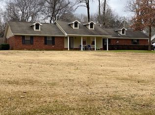 1027 Hickory Ridge Dr, New Albany, MS 38652