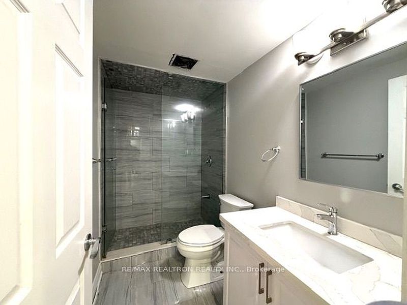 Toronto House for rent - 3 Bedrooms — photo 7