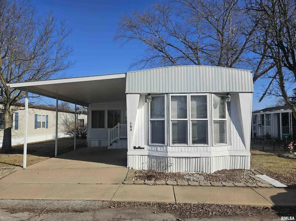 105 Aspen Dr, Morton, IL 61550