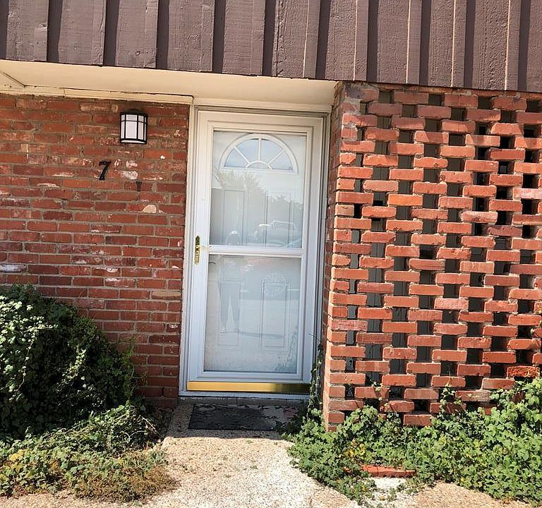 1st image of 3000 W Illinois Ave