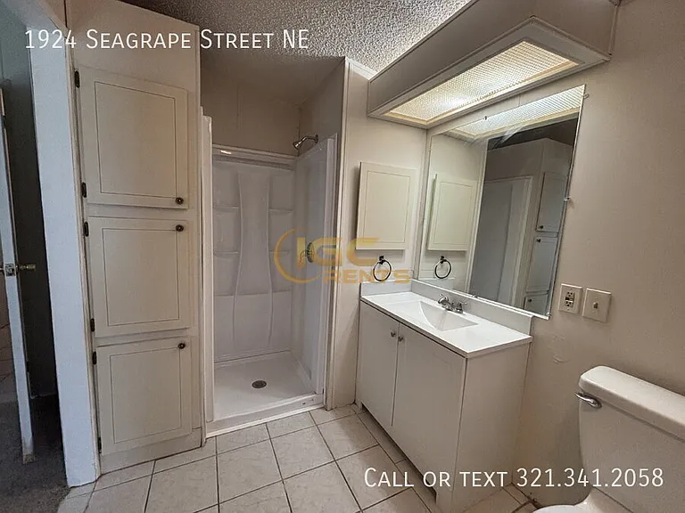 1924 Seagrape St NE — Photo 15