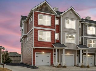 355 W Nolancrest Hts NW #809, Calgary, AB T3R0Z9