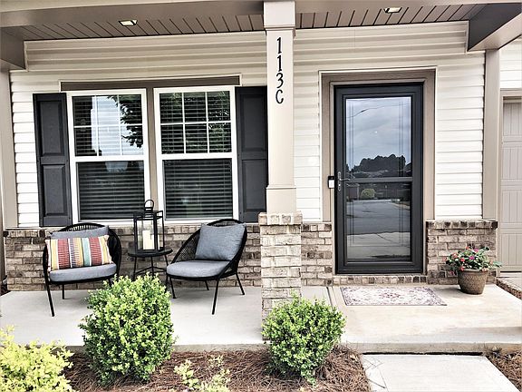 3rd image of 113 Brookshire Ln #B