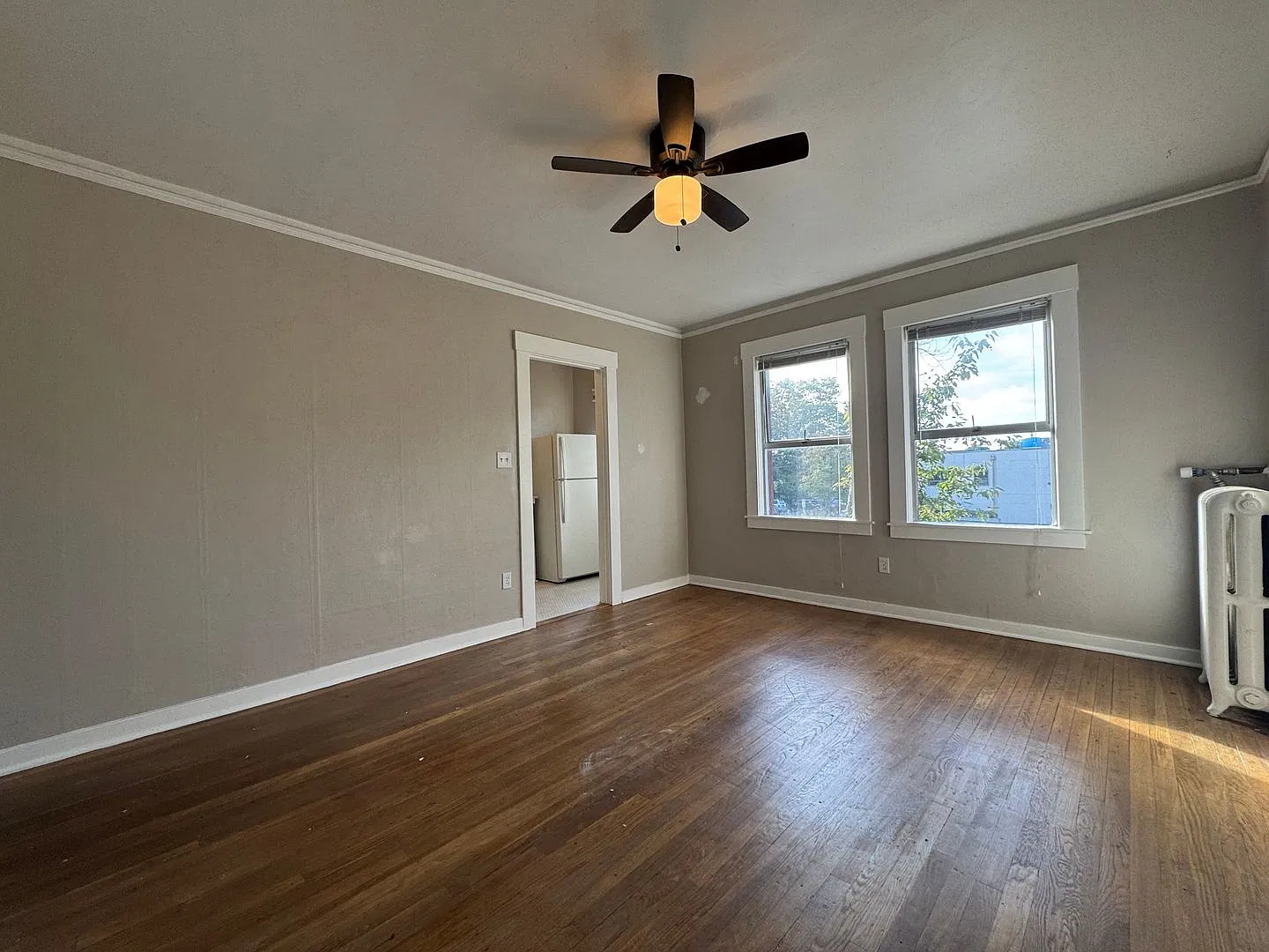 Glen Ellen Apartments — Photo 2