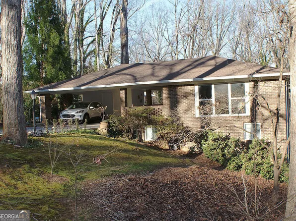 1146 Lakeshore Dr, Gainesville, GA 30501