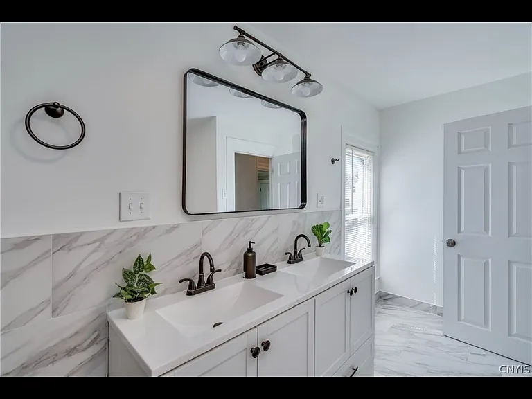 421 S Massey St — Photo 26