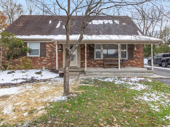 2132 Sage Rd, Lexington, KY 40504