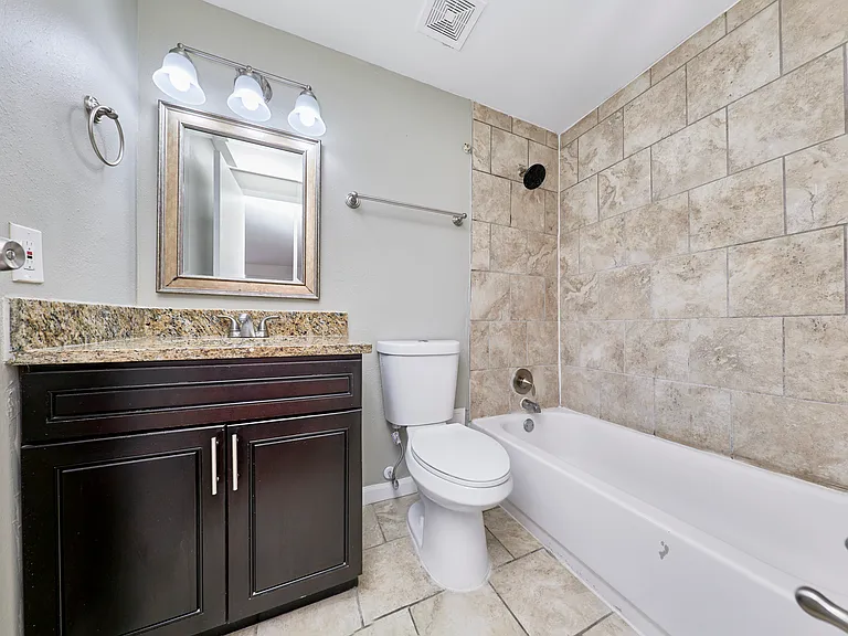 5500 Pershing Ave #44 — Photo 27