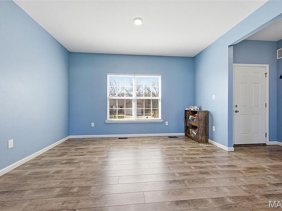 2nd image of 1631 Saint Charles Dr