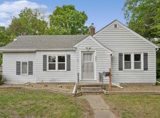 501 Hope Ave, Waterloo, IA 50703