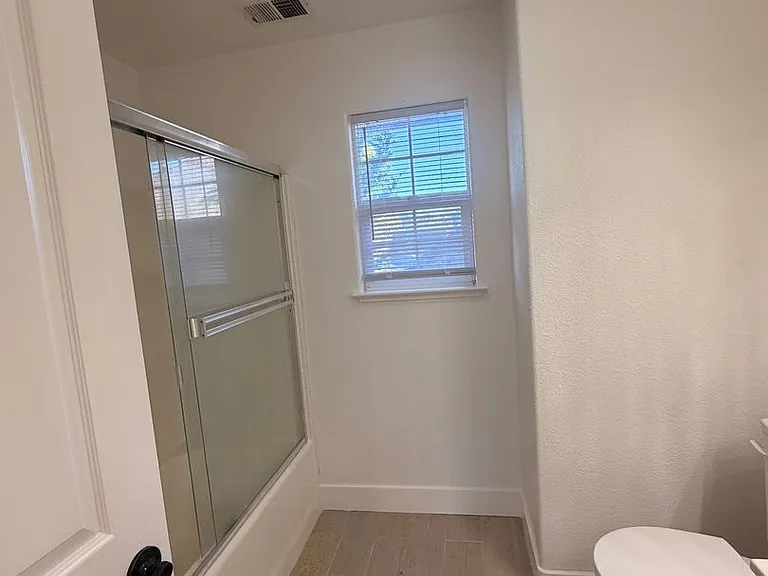 2749 Marlow Ct — Photo 25