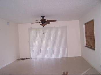 3rd image of 124 Shore Ct APT 110