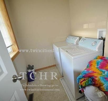 3rd image of 147 Oakmont Ln