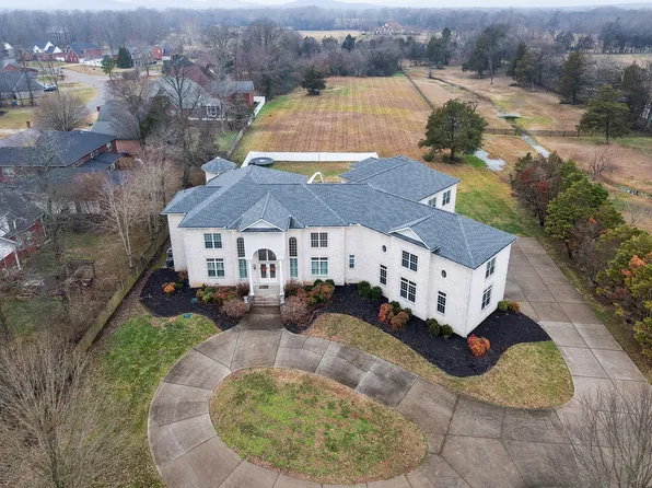 443 Annadel St, Murfreesboro, TN 37128