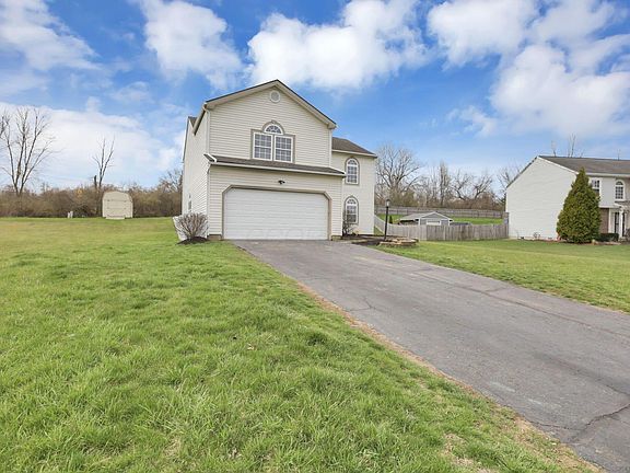 4th image of 122 Spring Flower Way