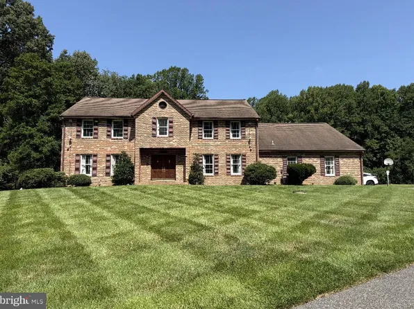 6140 Fishers Station Rd, Lothian, MD 20711
