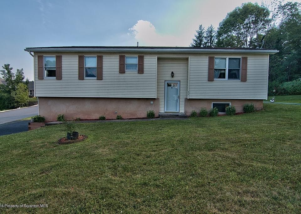 1st image of 213 Templeton Dr