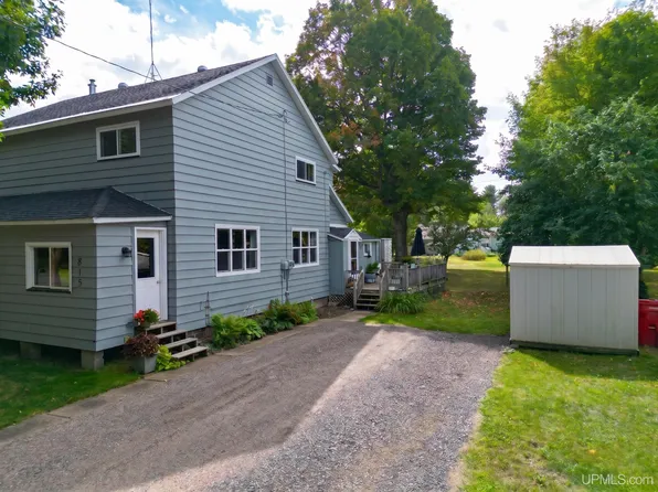 815 Patriot St, Ishpeming, MI 49849