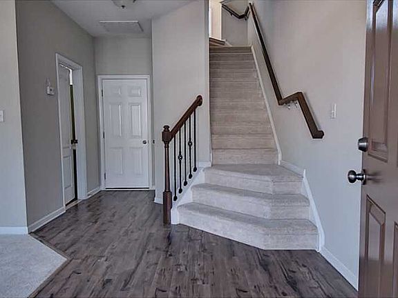 4th image of 4103 Prospect St