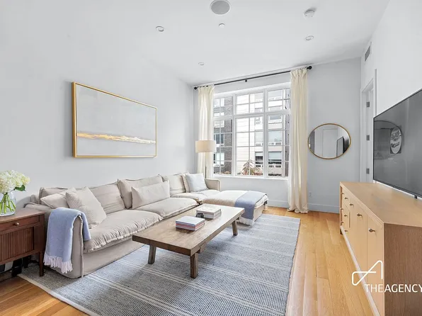 220 Withers St #3A, Brooklyn, NY 11211