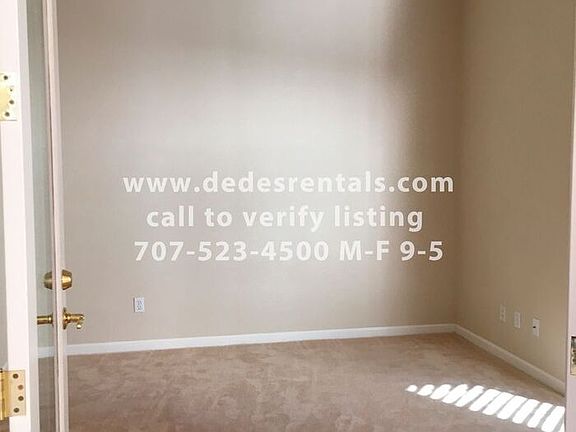 4th image of 386 Dove Ln