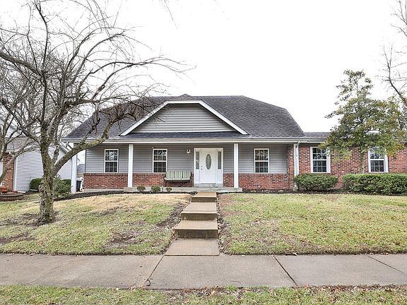 2nd image of 15694 Heathercroft Dr