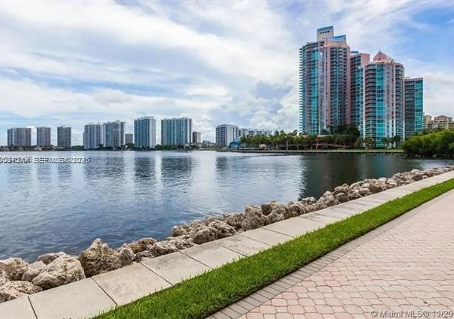 3500 Mystic Pointe Dr cu-2306, Aventura, FL 33180 — Photo 4