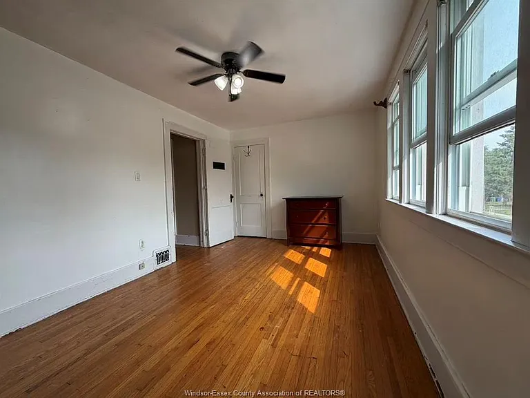 1411 Dougall Ave — Photo 9