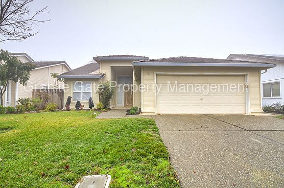 2nd image of 2713 Montefrio Ln