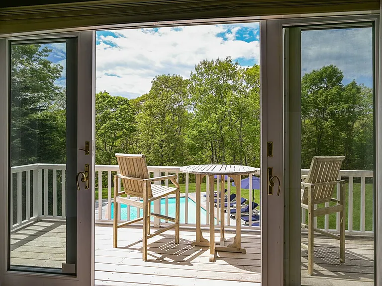 6 Little Ct — Photo 33
