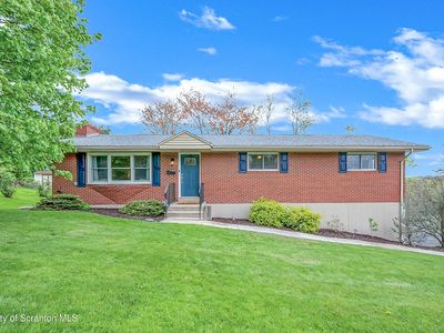 402 Tulip Cir, Clarks Summit, PA, 18411