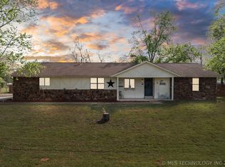 1833 S 148th Ave W, Sand Springs, OK 74063