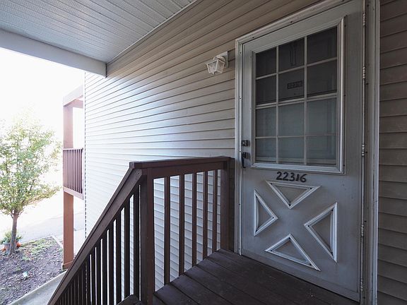 2nd image of 22316 River Walk Ln