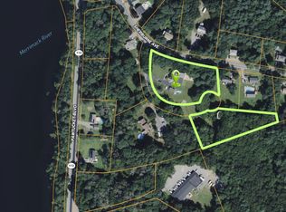111 Sherburne Ave, Tyngsboro, MA 01879